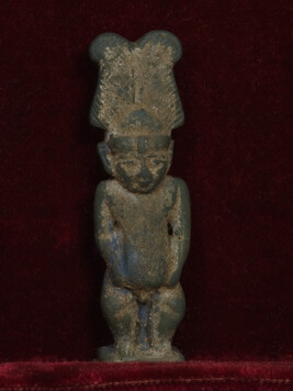 Amulet of a dwarf demi-god