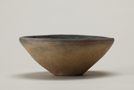 Burnished pottery bowl