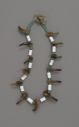 Necklace with Bear Claws