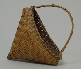 Cownose and Bullnose Basket with Handle