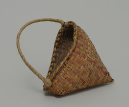 Bull Nose or Cow Nose Basket with Handle
