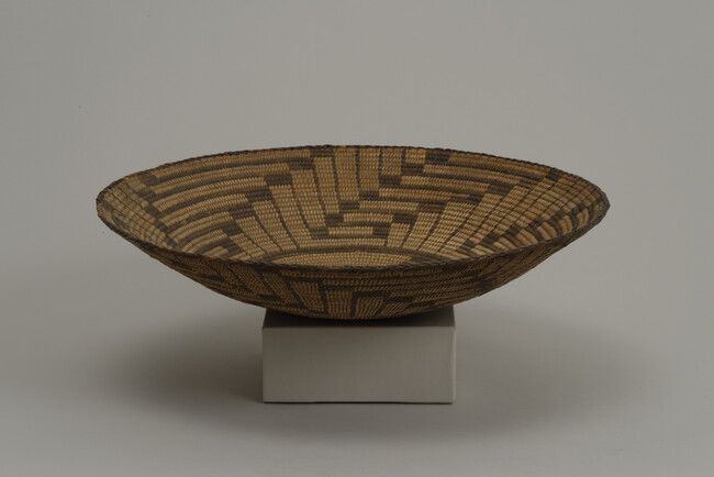 Basket in a shallow bowl shape