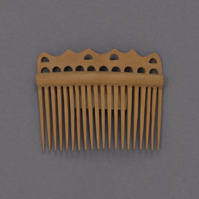Wood Comb (possibly worn in a Ribbon Dance)