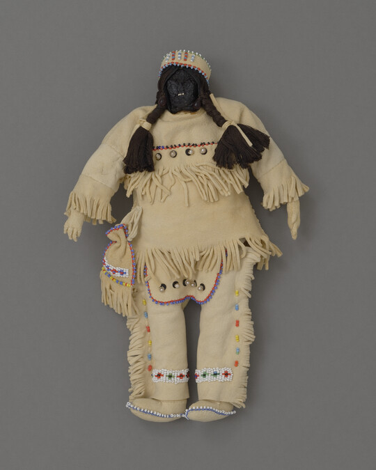 Doll representing an Oglala Apple Face Man