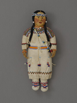 Doll representing an Assiniboine Woman