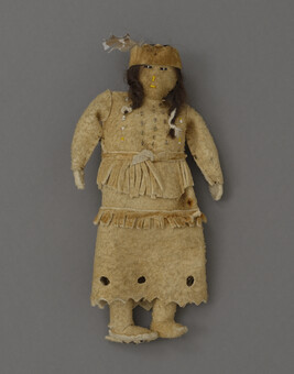 Doll representing a Stoney Woman