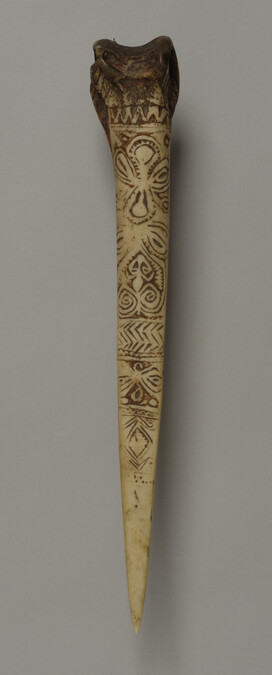 Dagger with incised designs
