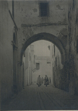 Under the Arches, Tunis