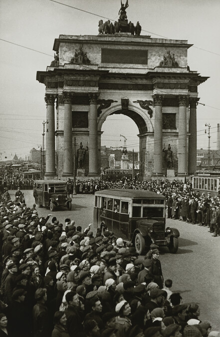 Moscow Street Scene with Crowds, Trucks, Trolleys and City Gate