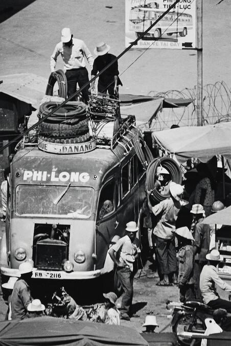 Loading the bus, Vietnam