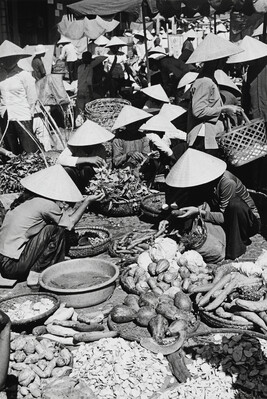 Open-air market, Vietnam