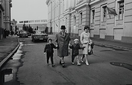 Khrushchev with his Grandchildren, on the day of his final official appearance on the Lenin Mausoleum
