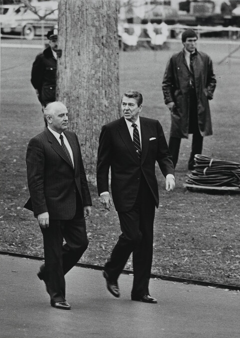 Reagan and Gorbachev with Security Detail