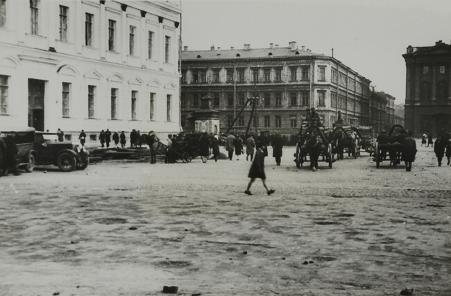 Street Scene, Leningrad