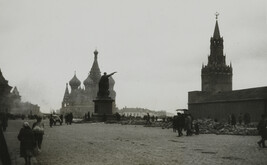 Red Square (Place Rouge) - Church of St. Basil in Center (Moscow)