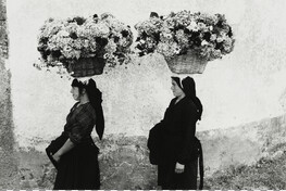 Femmes aux fleurs (Women with flowers), Portugal, 1958, number 6 of 15, from the portfolio Edouard Boubat