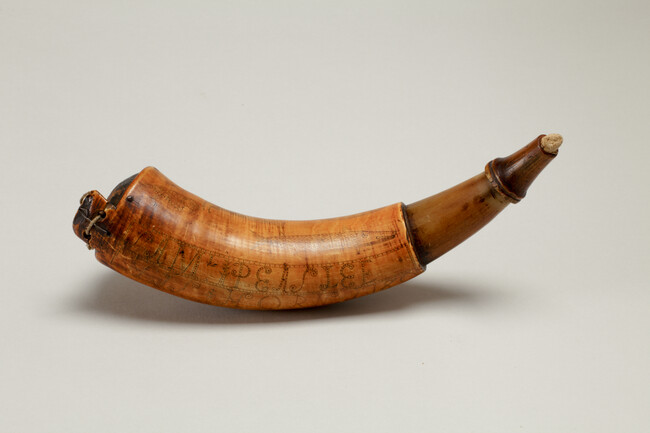 Alternate image #3 of Powder Horn