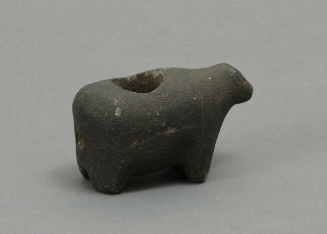 Alternate image #1 of Pipe carved in the Shape of a Bear