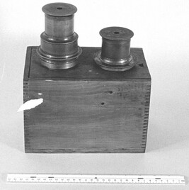 Two Eyepieces for 4