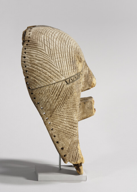 Alternate image #1 of Kifwebe Bakashi, Female Mask of the Kifwebe Society