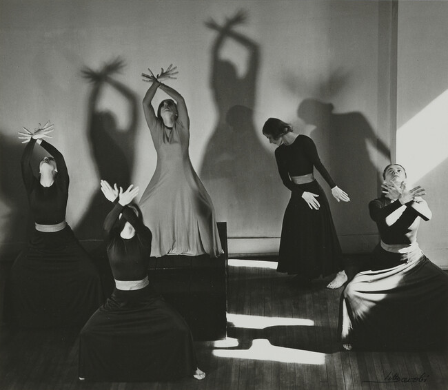 Hanja Holm with dance group, New York; number two from the portfolio Lotte Jacobi Portfolio II
