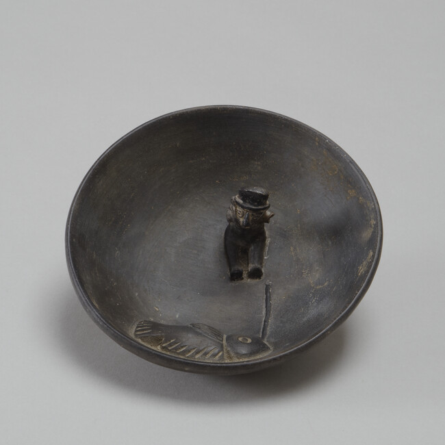Bowl with Fisherman and Fish (possibly a forgery)