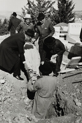 Hassidic Jewish Funeral, Israel