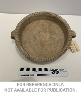 Flat-bottomed Bowl